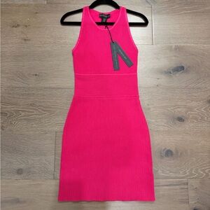 House of Harlow 1960 Vibrant Pink Midi Dress